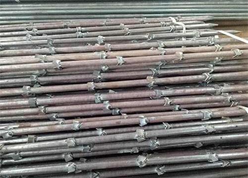 颍泉隧道钢花管